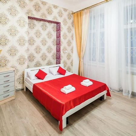 Апартаменти Apartament On Franka Street Львів Екстер'єр фото