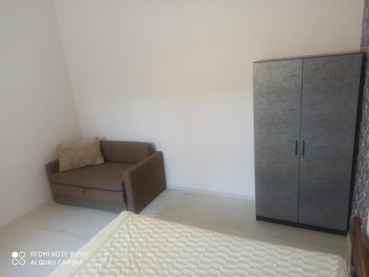 Апартаменти Apartament On Franka Street Львів Екстер'єр фото